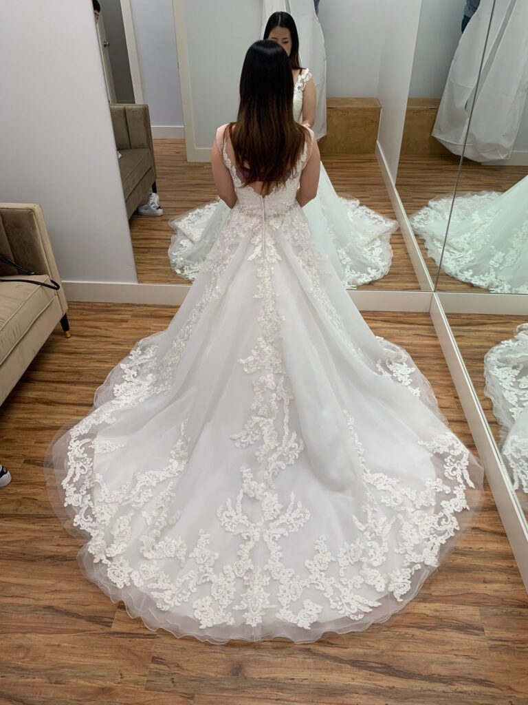 10 Things To Remember At Your First Bridal Fitting